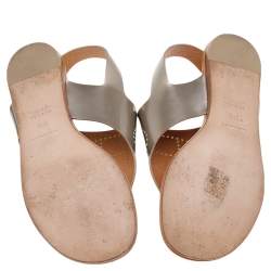 Hermes Grey Logo Patent Leather Thong Sandals Size 37.5 