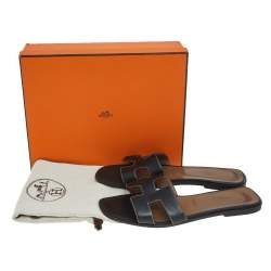 Hermes Black Leather Oran  Sandals Size 41