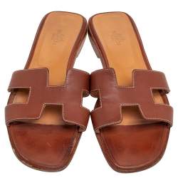 Pre Owned Hermes Brown Leather Oran  Sandals Size 40.5