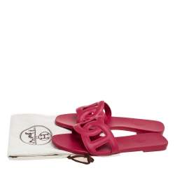 Hermès Pink Rubber Aloha Flat Sandals Size 37