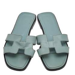Pre Owned Hermes Sea Green Patent Leather Oran Flat Sandals Size 38
