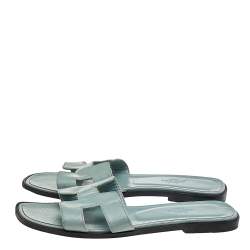 Pre Owned Hermes Sea Green Patent Leather Oran Flat Sandals Size 38