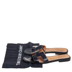 مملوكة مسبقًا Hermes Black  Leather Oran  Sandals Size 38.5