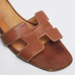 Pre Owned Hermes Brown Leather Oran Flat Sandals Size 41