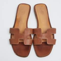 Pre Owned Hermes Brown Leather Oran Flat Sandals Size 41