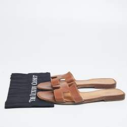 Pre Owned Hermes Brown Leather Oran Flat Sandals Size 41