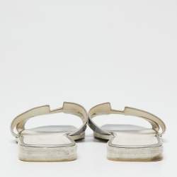 Pre Owned Hermes Silver Patent Leather Oran Sandals Size 41.5