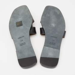 مملوكة مسبقًا Hermes Black Leather Oran Flat Sandals Size 41.5