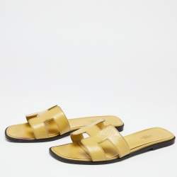 Pre Owned Hermes Yellow Patent Leather Oran Flat Slides Size 40.5