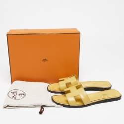 Pre Owned Hermes Yellow Patent Leather Oran Flat Slides Size 40.5