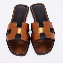 Pre Owned Hermes Bronze Leather Oran Flat Slides Size 35.5