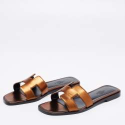 Pre Owned Hermes Bronze Leather Oran Flat Slides Size 35.5