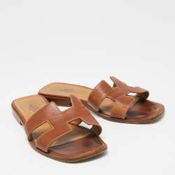 Pre Owned Hermès Brown Leather Oran Flat Sandals Size 37