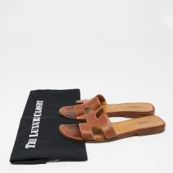 Pre Owned Hermès Brown Leather Oran Flat Sandals Size 37