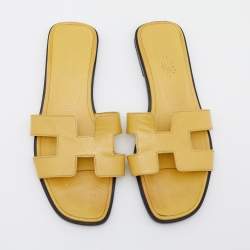 Hermes Yellow Textured Patent Leather Oran Flats Size 38