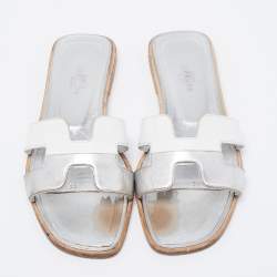 Pre Owned Hermes Silver/White Leather Oran Flat Sandals Size 36.5