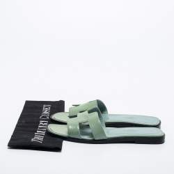 Hermes Green Patent Leather Oran Flat Slides Size 36
