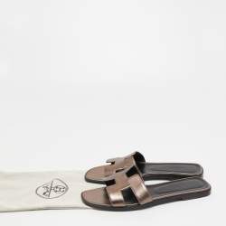 Pre Owned Hermes Metallic Brown Leather Oran Flat Slides Size 39.5