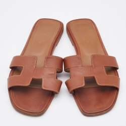Pre Owned Hermès Brown Leather Oran Flat slides Size 39.5