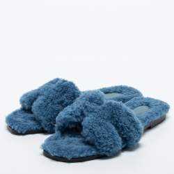 مملوكة مسبقًا Hermès Blue Shearling Oran Slide Flats Size 38.5