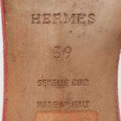 مملوكة مسبقًا Hermes Red Textured Leather Oasis Slide Sandals Size 39