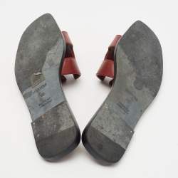 مملوكة مسبقًا Hermes Burgundy Leather Oran Flat Slides Size 40