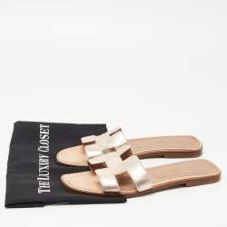 Pre Owned Hermes Metallic Gold Leather Oran Sandals Size 39
