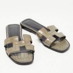 Pre Owned Hermes Grey Crocodile Oran Slide Flats Size 36.5 