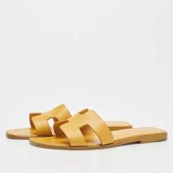 Pre Owned Hermes Yellow Leather Oran Flat Slides Size 39.5