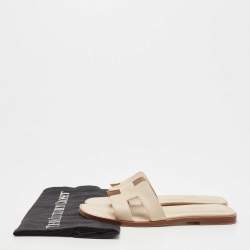 Pre Owned Hermes Cream Leather Oran Flat Slides Size 36.5