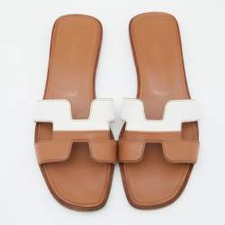 Pre Owned Hermes Brown/White Leather Oran Sandals Size 39