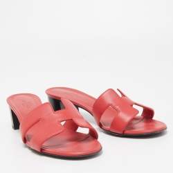 مملوكة مسبقًا Hermes Red Leather Oasis Sandals Size 38.5