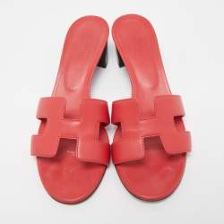 مملوكة مسبقًا Hermes Red Leather Oasis Sandals Size 38.5