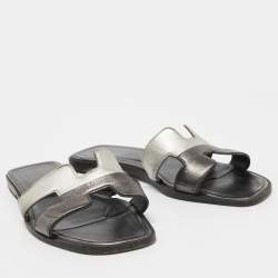 Hermes Metallic Silver Leather Oran Slide Flats Size 37