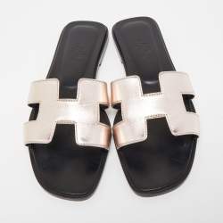 Pre Owned Hermes Metallic Pink Leather Oran Flat Slides Size 37.5