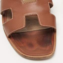 Pre Owned Hermes Brown Leather Oran Flat Slides Size 37