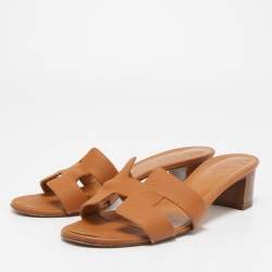 مملوكة مسبقًا Hermes Tan Leather Oasis Slide Sandals Size 38