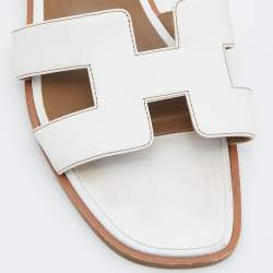 Pre Owned Hermes White Leather Oran Flat Slides Size 38
