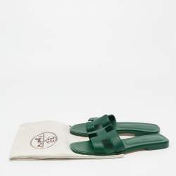 Pre Owned Hermes Green Leather Oran Sandals Size 36.5