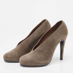 Pre Owned Hermes Brown Suede V Neck Round Toe Pumps Size 39