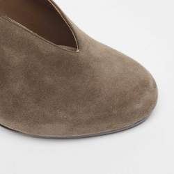 Pre Owned Hermes Brown Suede V Neck Round Toe Pumps Size 39