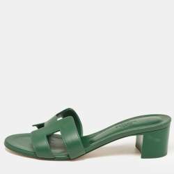 Pre Owned Hermes Green Leather Oran Slides Size 36.5  