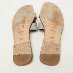 مملوكة مسبقًا Hermes Grey Leather Oran Flat Slides Size 41