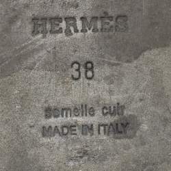 مملوكة مسبقًا Hermes Black Patent Leather Oran Flat Slides Size 38