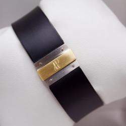 Hublot Black Customised Diamond Stainless Steel Classic Depose Quartz Women's Wristwatch 36 mm