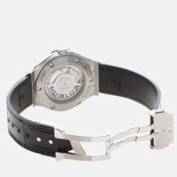 Pre Owned Hublot Classic Fusion 565.NX.1470.LR.1204 Automatic Black Diamonds Titanium Women's Wristwatch 38mm