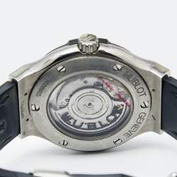 Hublot Grey Titanium Alligator Classic Fusion 565.NX.7071.LR  Women's Wristwatch 38 mm 