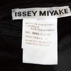 Issey Miyake Black Geometric Plisse Sleeveless Asymmetric Top S