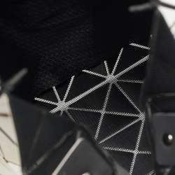 Pre Owned حقيبة يد توت إيسي مياكي بيج/زهري من PVC ونايلون شبكي باو باو