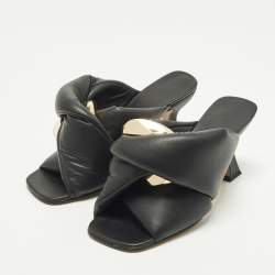 مملوكة مسبقًا حذاء سلايد ج.و. أندرسون جلد أسود بتفاصيل سلسلة ملتوية مقاس 40.5